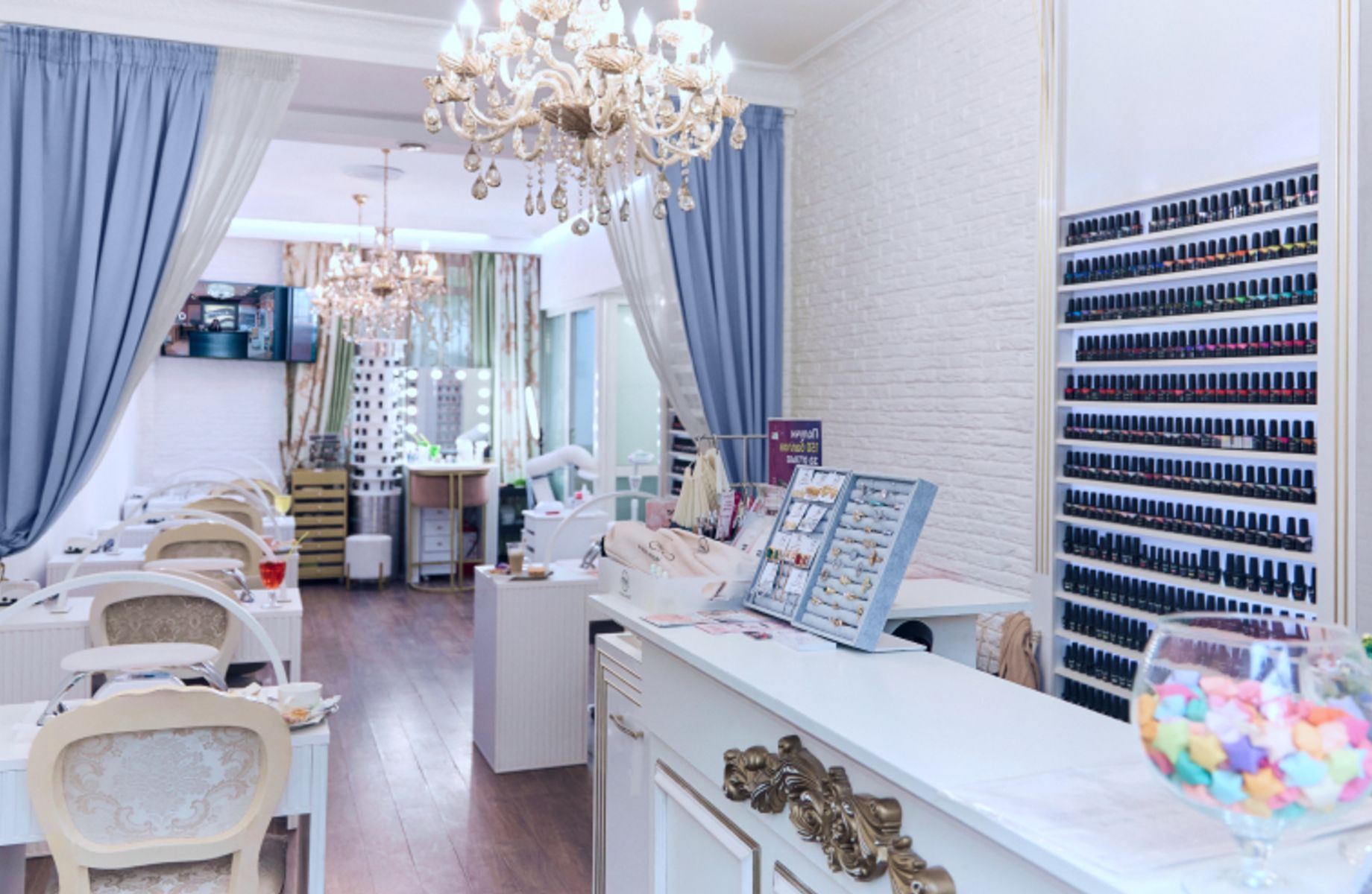 Салон красоты с базой