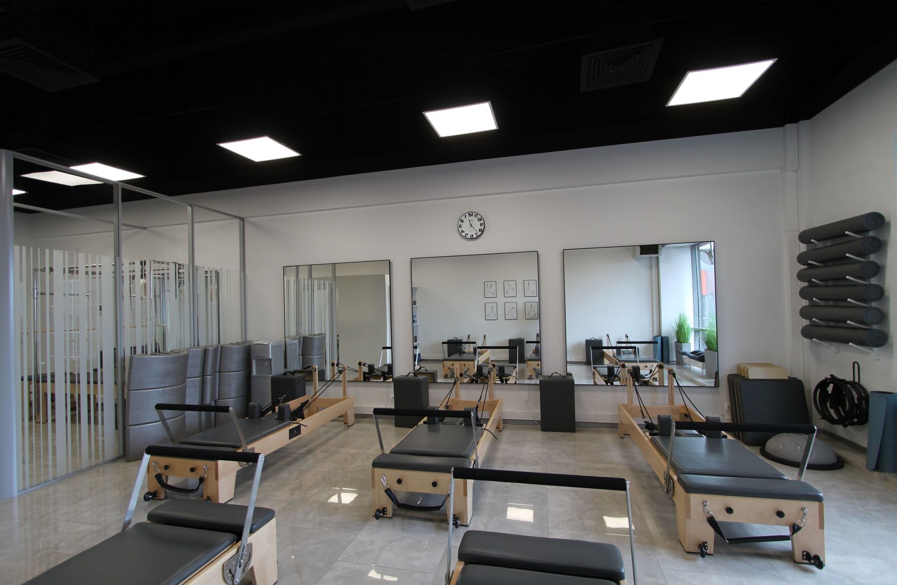 Студия пилатеса на реформерах