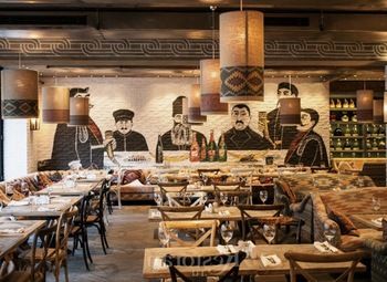 Кафе ресторан с мангалом в спальнике 