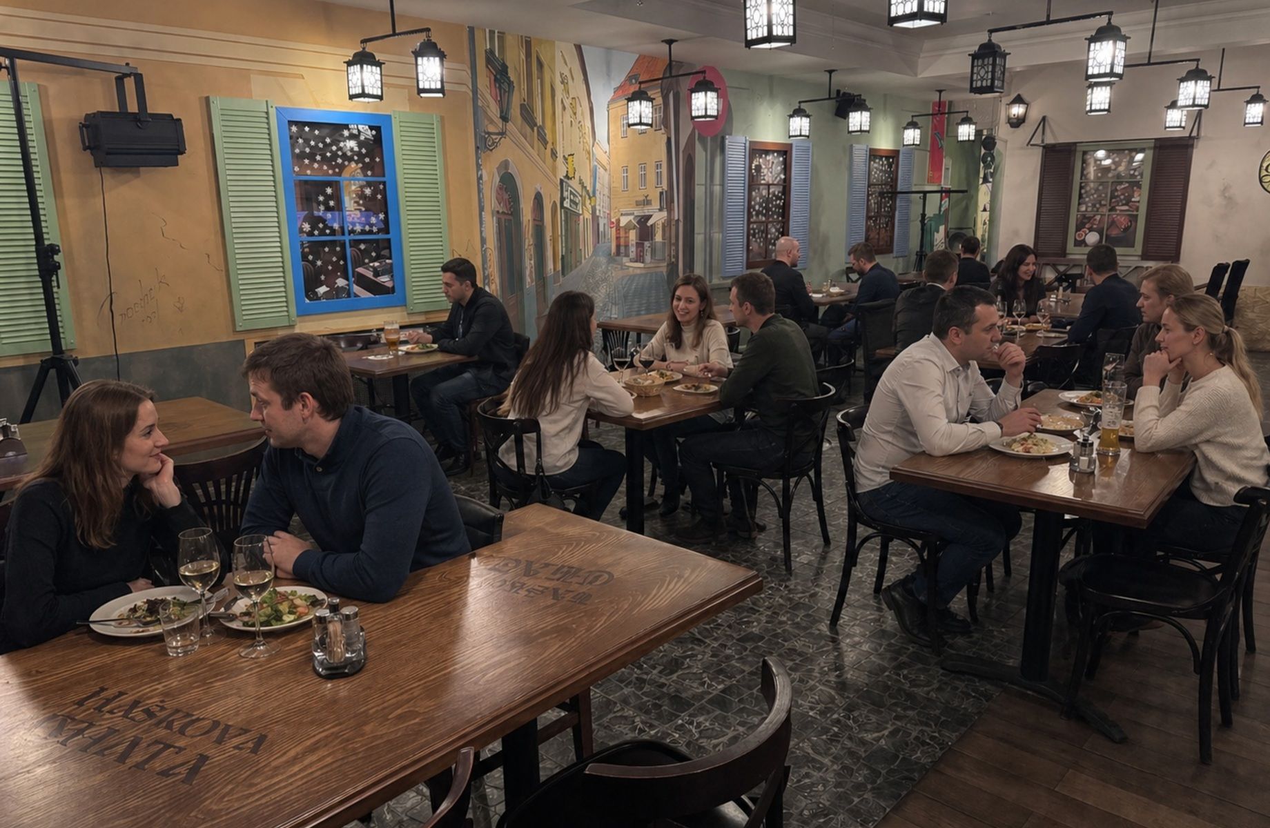 Ресторан в 3 минутах от метро в центре Москвы — прибыль 527 000 