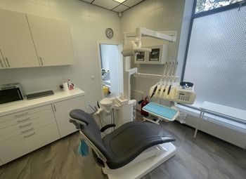 Фото 2 Эксклюзивная продажа супер стоматологической клиники центре Москвы