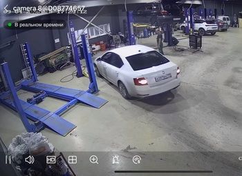 Сеть из 2 автосервисов с управляющим. Прибыль 600 000