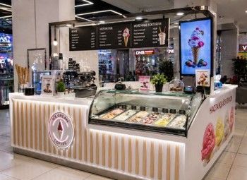 Фото 1 Готовый бизнес в крупном ТРЦ. Островок мороженого и кофе.