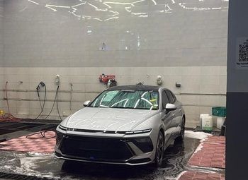 Фото 1 Автомойка 6 постов на 1-й линии у заправки/ Сквозной проезд