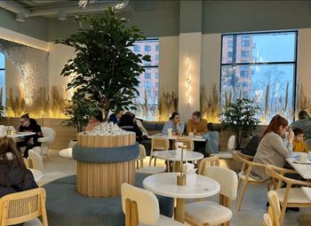 Семейное кафе с верандой на западе Москвы