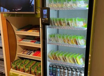 Фото Бренд в сегменте продуктового ритейла (микромаркеты самообслуживания)