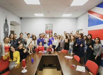 Сеть школ иностранных языков с образовательной лицензией. Прибыль 700к