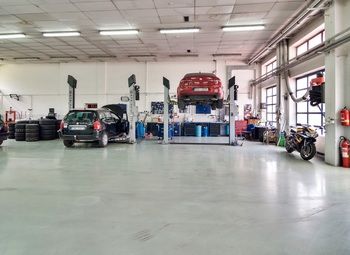 Малярный центр с 5 постами и стапелем