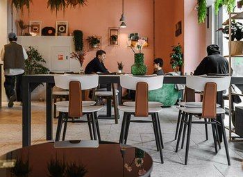 Кофейня у метро с прибылью 150 000 ₽