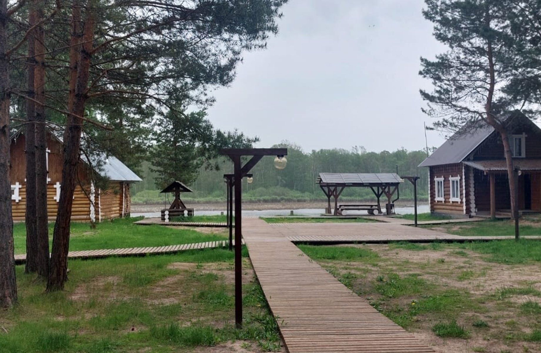 Туркомплекс на берегу реки 312 кв.м.\88 соток