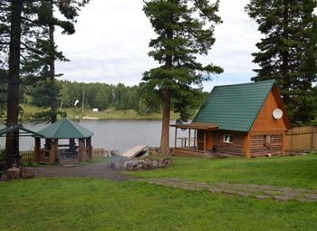 Туркомплекс на берегу реки 312 кв.м.\88 соток