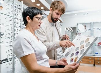 Сеть салонов оптики с собственной мастерской. 11 лет работы 