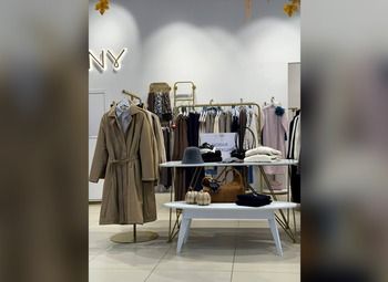 Фото 1 Магазин женской одежды ELNY на 1-м этаже ТЦ «Хорошо!»