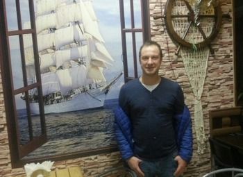 Фото Атмосферный магазин разливного пива и кофе с посадочными местами