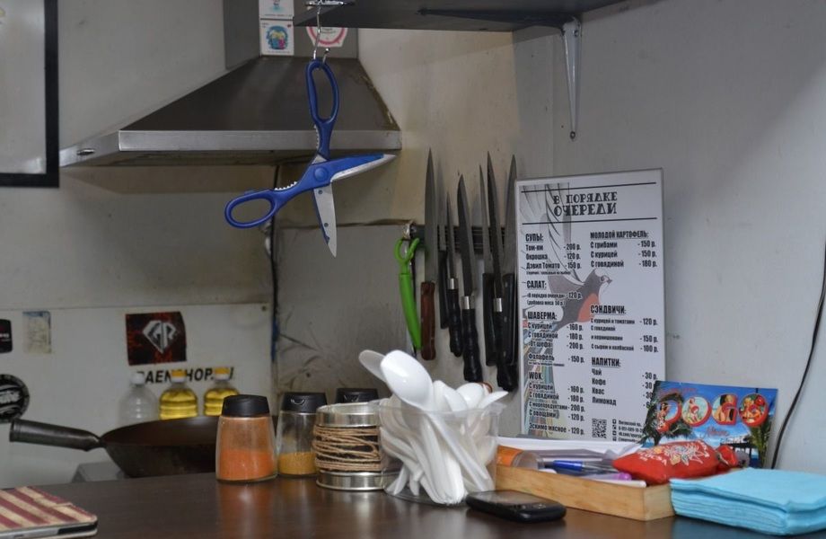 Популярное стрит-фуд Кафе (низкая аренда)