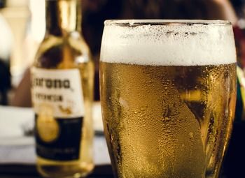 Популярный магазин разливного пива в проходном месте