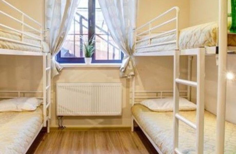Фото 1 Капсульный хостел у Исаакиевского собора