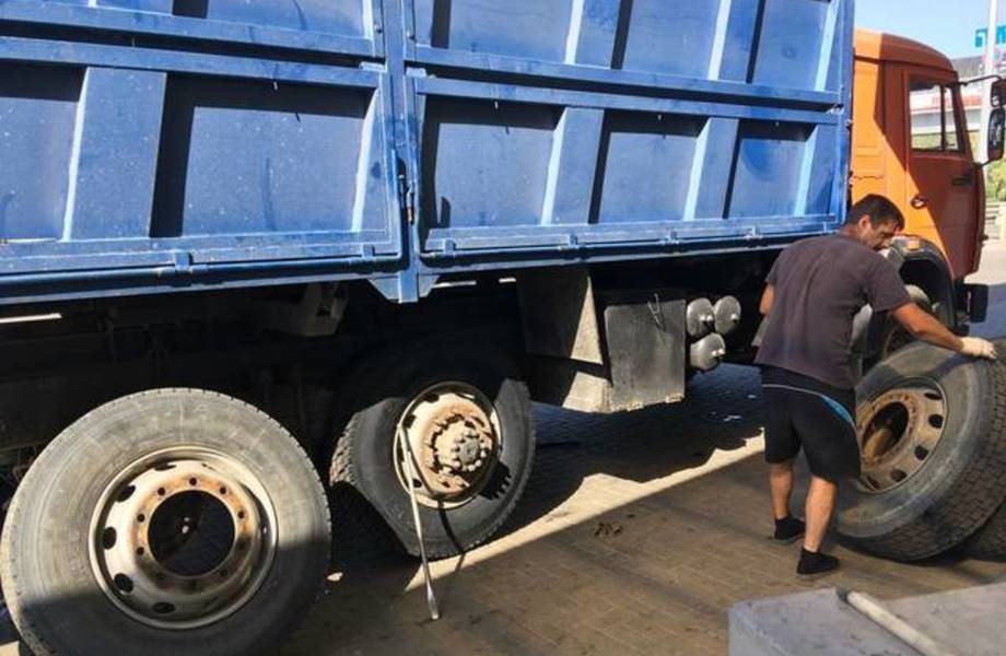 Шиномонтаж грузовых и легковых автомобилей с удобным подъездом 