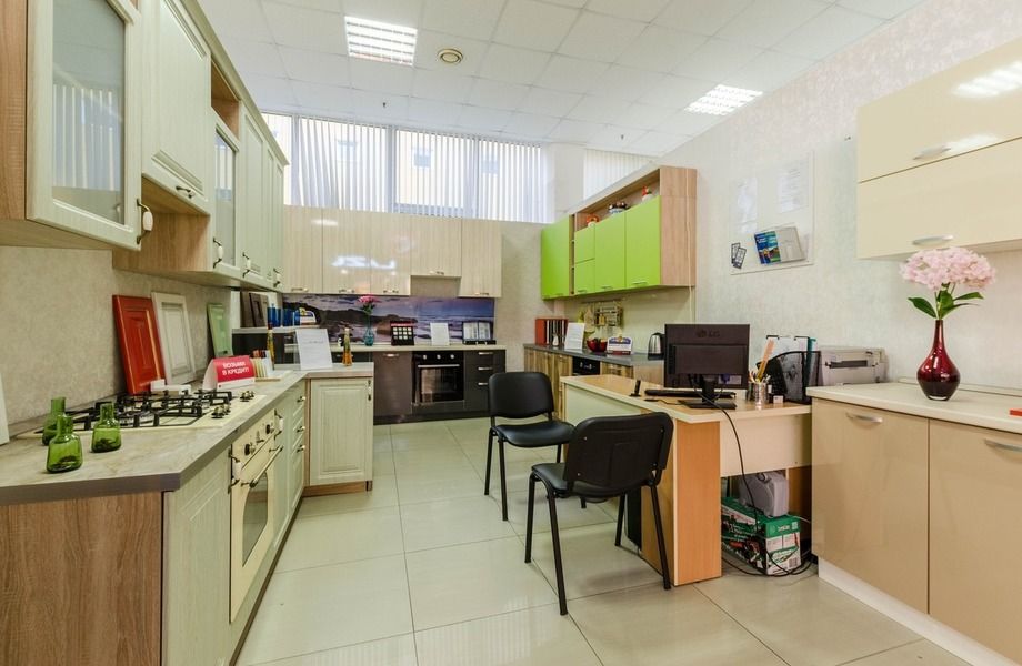Фото 1 Фирменный мебельный салон, кухни на заказ в ТЦ