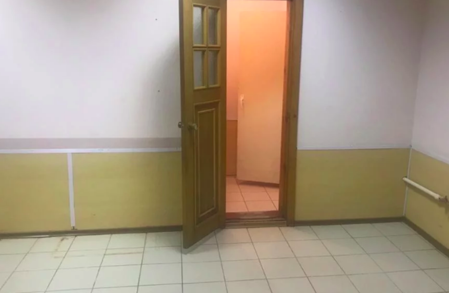 Фото 2 Помещение свободного назначения в жилом дворе, 44 кв м