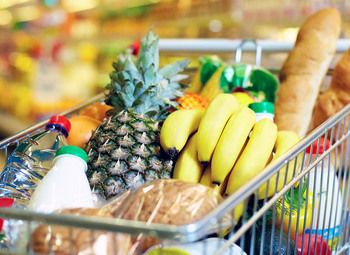 Фото Продуктовый магазин в Петергофе