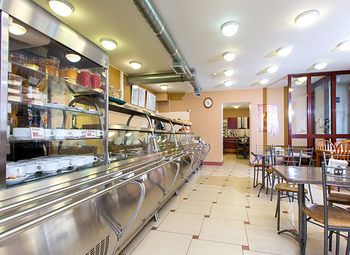 Фото Столовая / Первая линия / Чистая прибыль 120 000