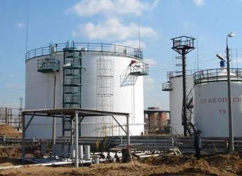 Фото Полностью оборудованная нефтебаза