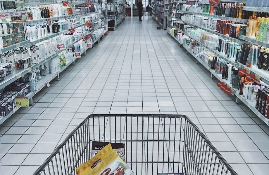 Фото 1 Продуктовый магазин у метро Маяковская