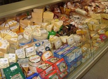 Фото Молочный отдел в магазине и ППА