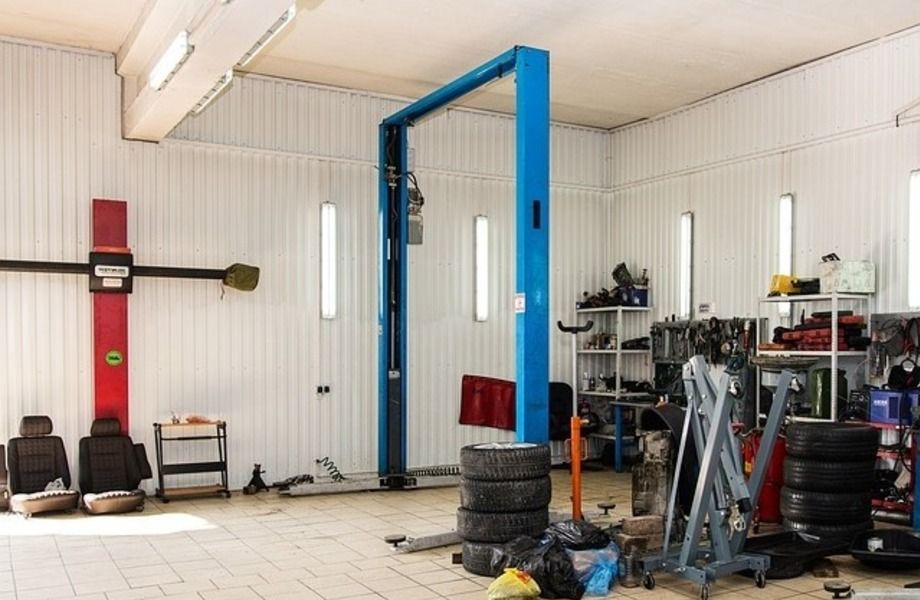 Автосервис в аренду с большой парковкой 