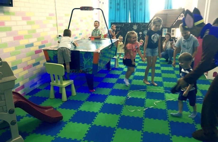 Фото 1 Детский центр развития и досуга с базой клиентов