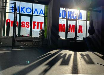 Фото Спортивный клуб высокого уровня у метро