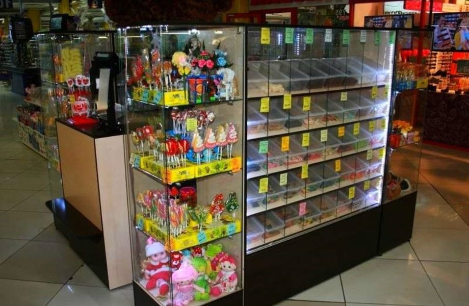 Остров сладостей в удачной локации