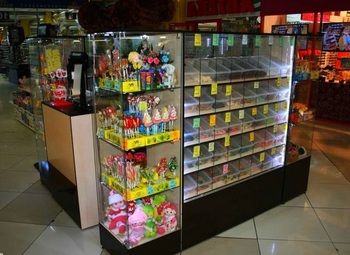 Остров сладостей в удачной локации