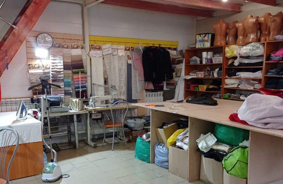 Фото 1 Ателье по ремонту и пошиву в очень проходном месте