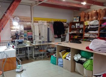 Фото Ателье по ремонту и пошиву в очень проходном месте