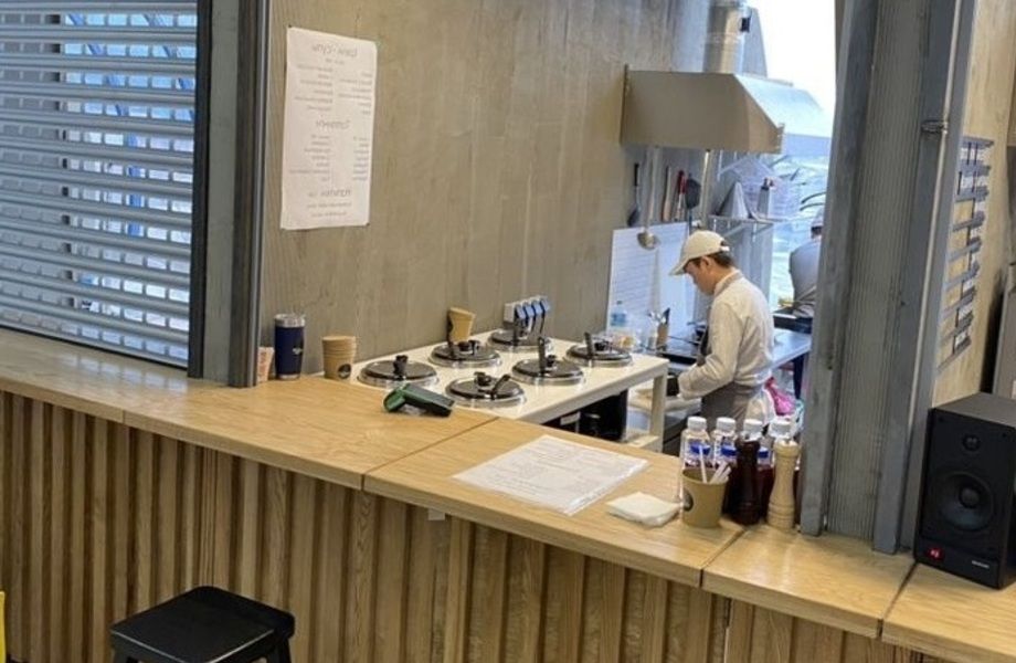Эксклюзивное кафе на фудкорте в очень проходимом месте у Москва-Сити