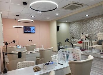 Фото Салон красоты у метро и с бесплатной парковкой