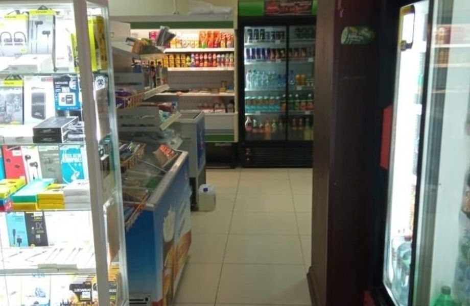 Фото 5 Продуктовый магазин в бизнес-центре