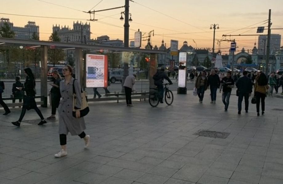 Сервисный центр в центре в проходном месте