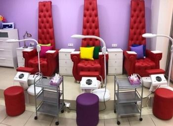 Фото Салон ногтевого сервиса в проходимом ТЦ