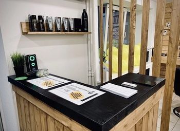 Готовая к развитию мужская парикхмахерская 