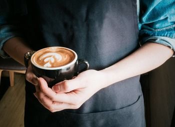 Небольшая кофейня с высокой проходимостью