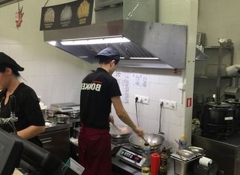 Прибыльное кафе на фудкорте (200 000₽ / месяц)