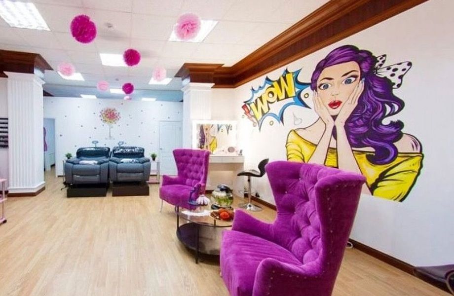 Фото 3 Работающая студия красоты с ярким дизайном