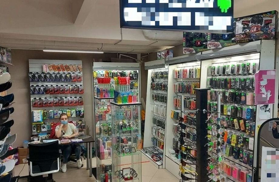 Фото 3 Магазин мобильных товаров / ремонт телефонов