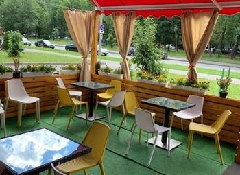 Прибыльное кафе с автомойкой в спальном районе