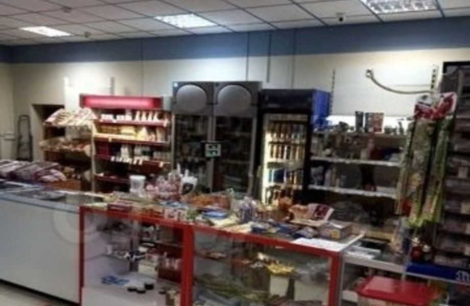 Фото 1 Магазин продуктов на Янгеля