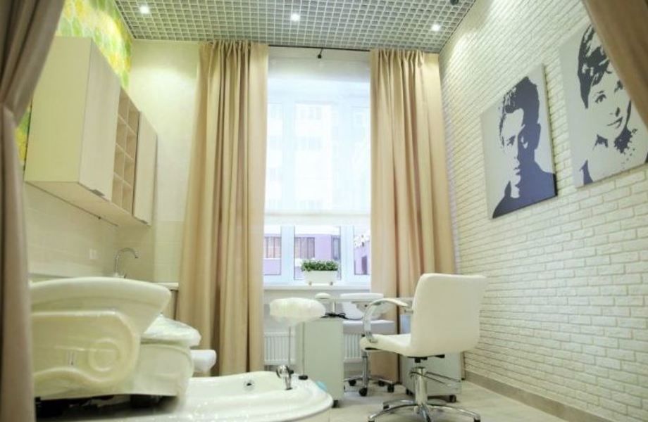 Студия маникюра с хорошей репутацией 