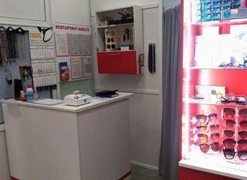 Фото Магазин оптики с кабинетом врача (работает 8 лет)